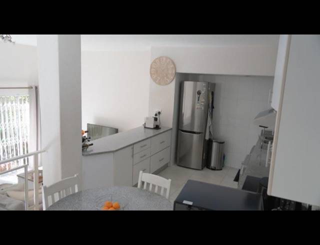 2 BEDROOM PROPERTY TO RENT IN BASSONIA